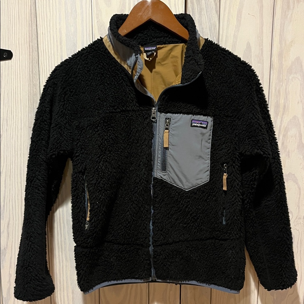 Patagonia Black and Gray Kids Jacket